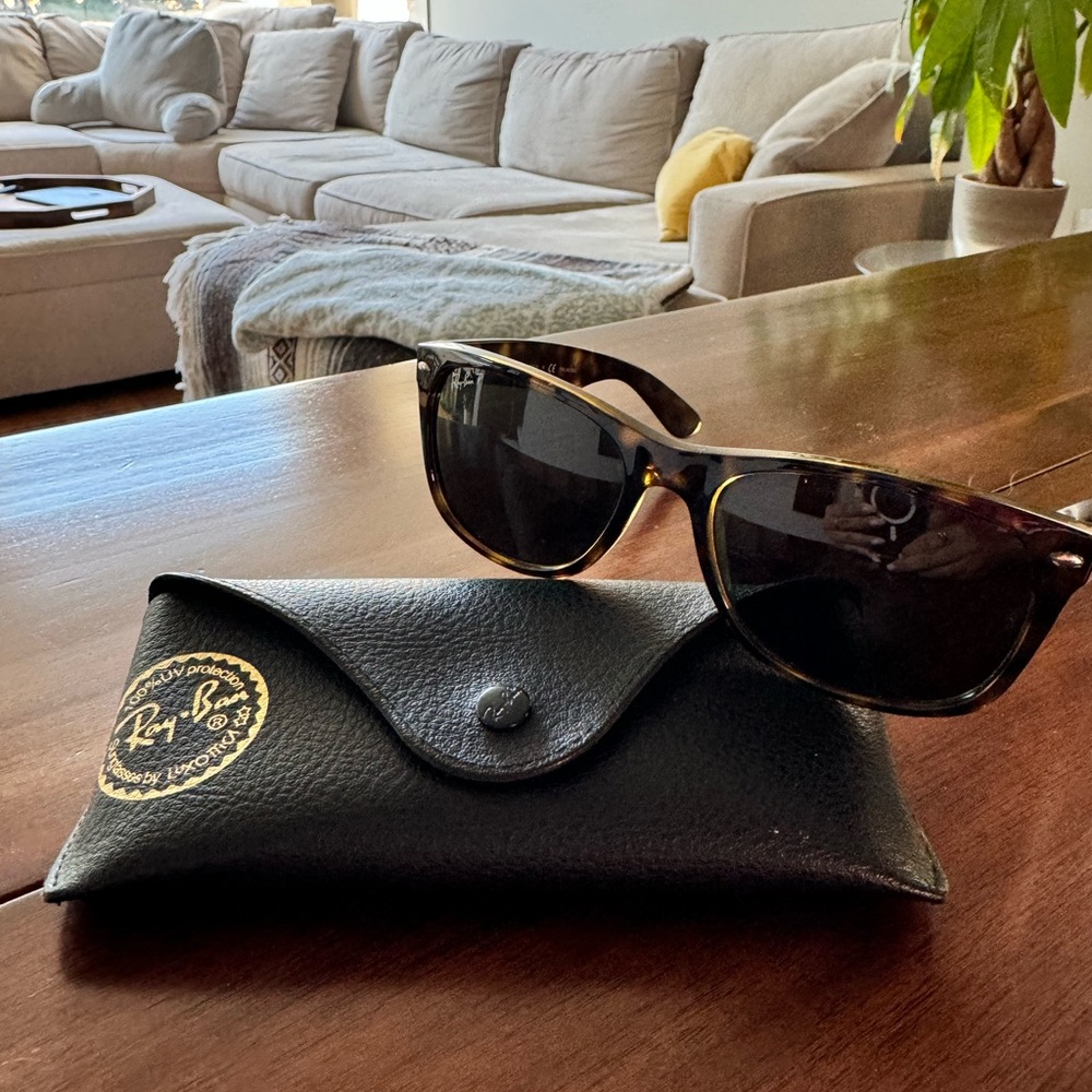 Men’s RAY BANS sunglasses new